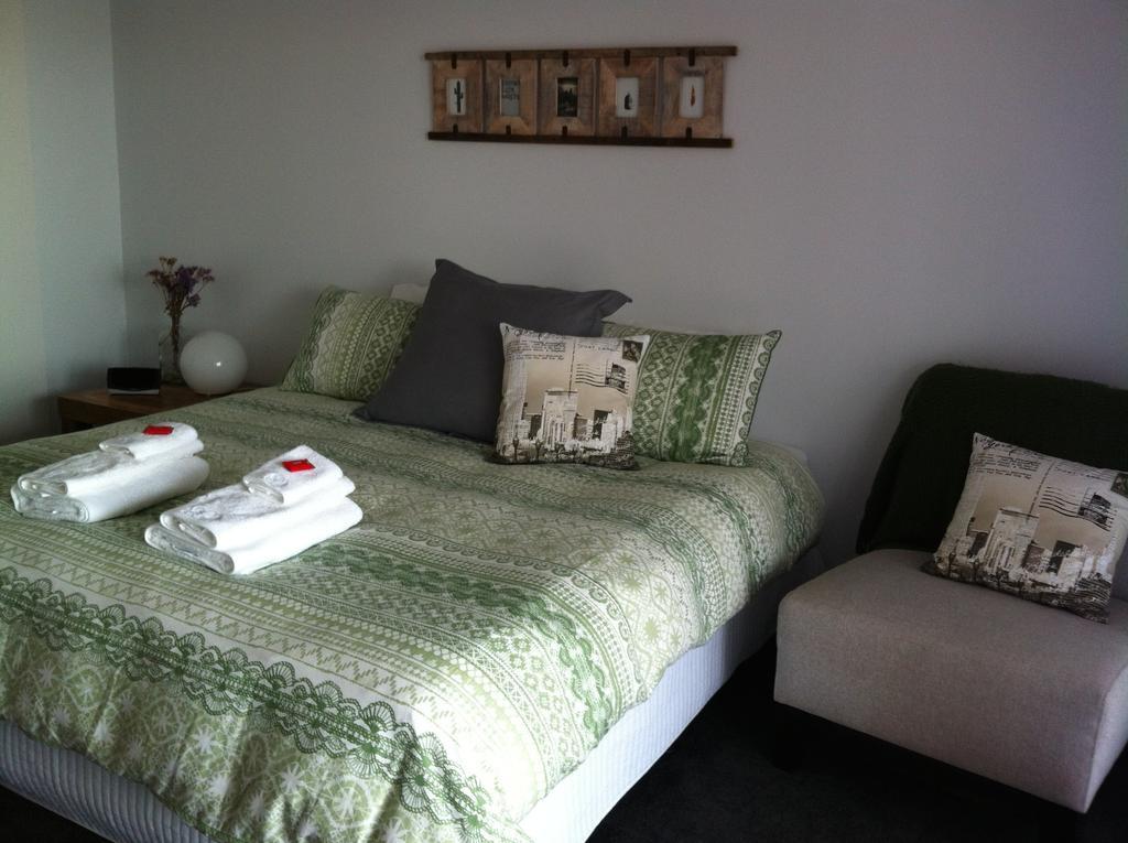 Corinella On The Esplanade Bed & Breakfast Екстериор снимка